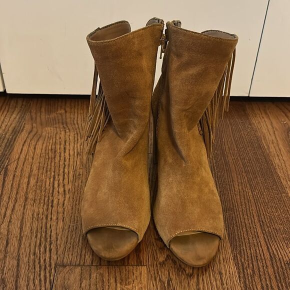 Gianni Bini Fringe Open Toe Tan Suede Leather Zip Booties Size 8.5 - Picture 2 of 5